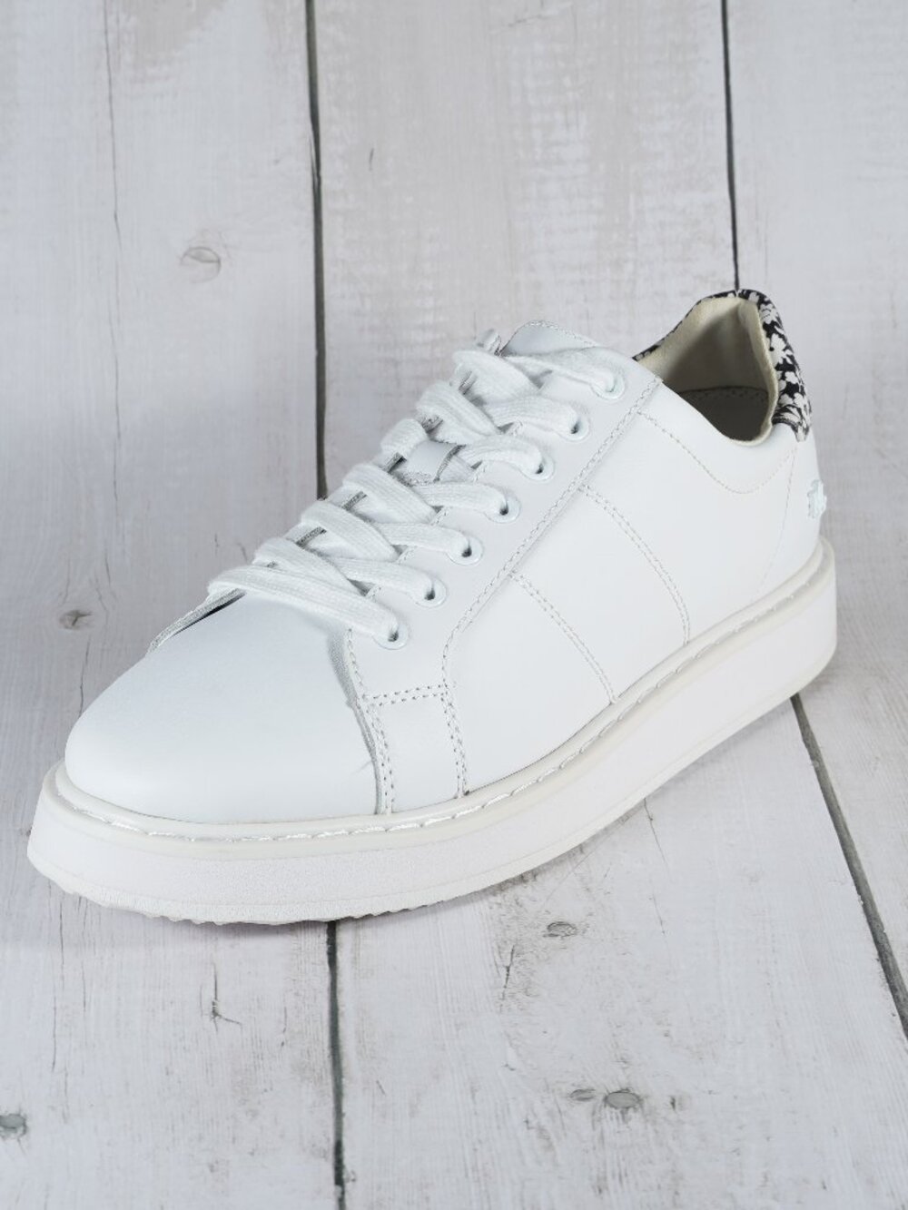 Lauren Ralph Lauren Angeline II Leather Sneaker Ralph Lauren White/Vanilla/Black